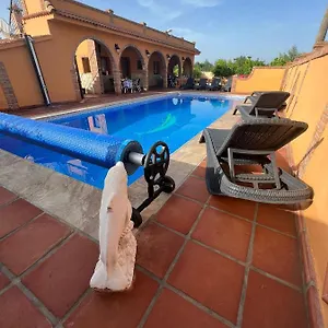  Villa Mandolyn